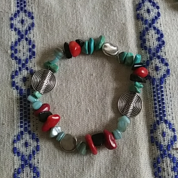 Set of 3, rock-bit bracelets - Picture 3 of 4